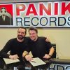 Ο Πάνος Κιάμος στην οικογένεια της Panik Records